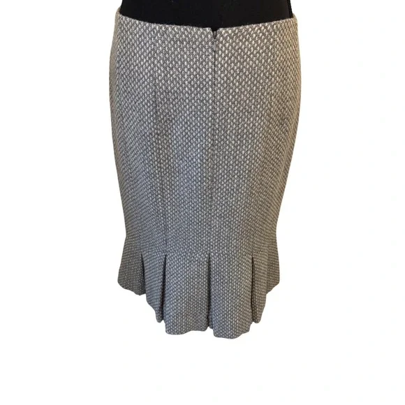 Talbots ~ vintage | gray wool tweed pencil pleated zip up skirt | so beautiful! - Picture 4 of 9